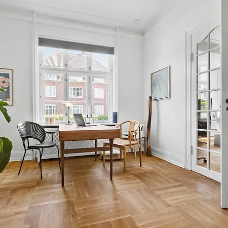 Apartament Exclusive With Private Terrace *